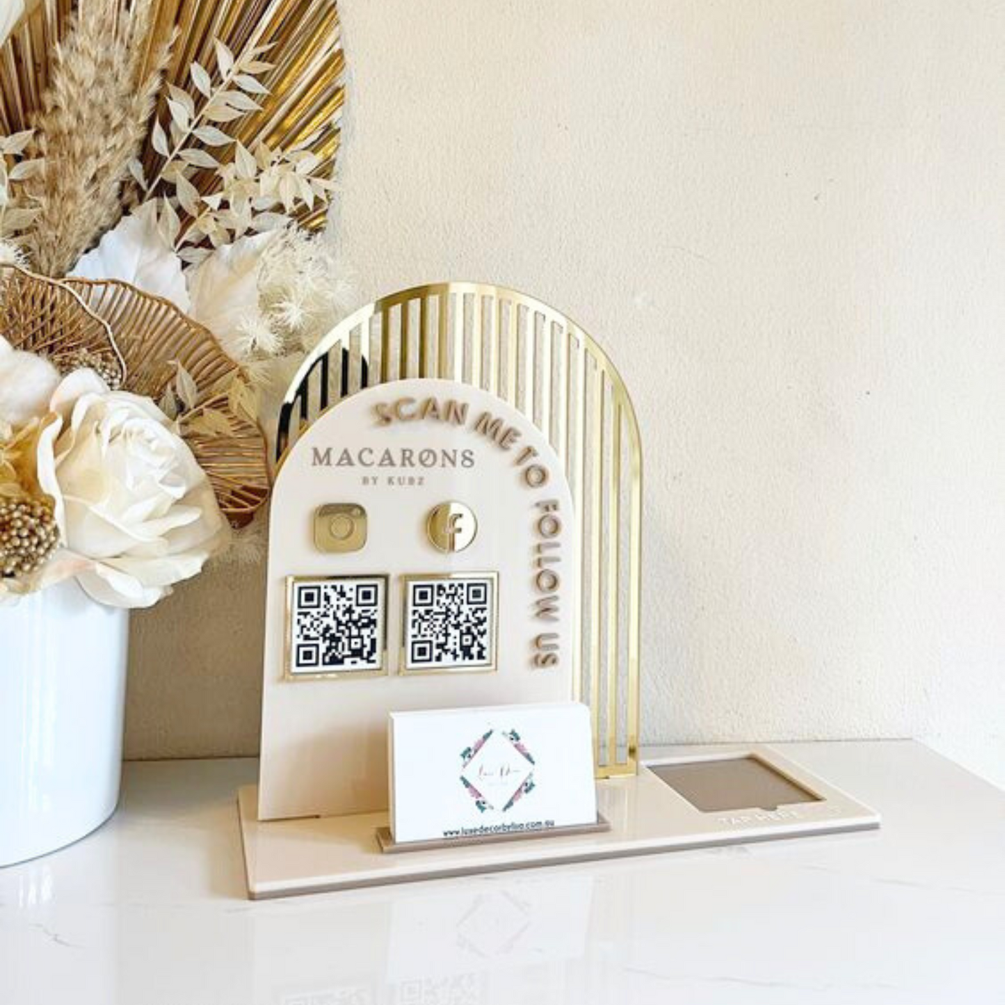 072 | QR talker with Double Arc style card holder