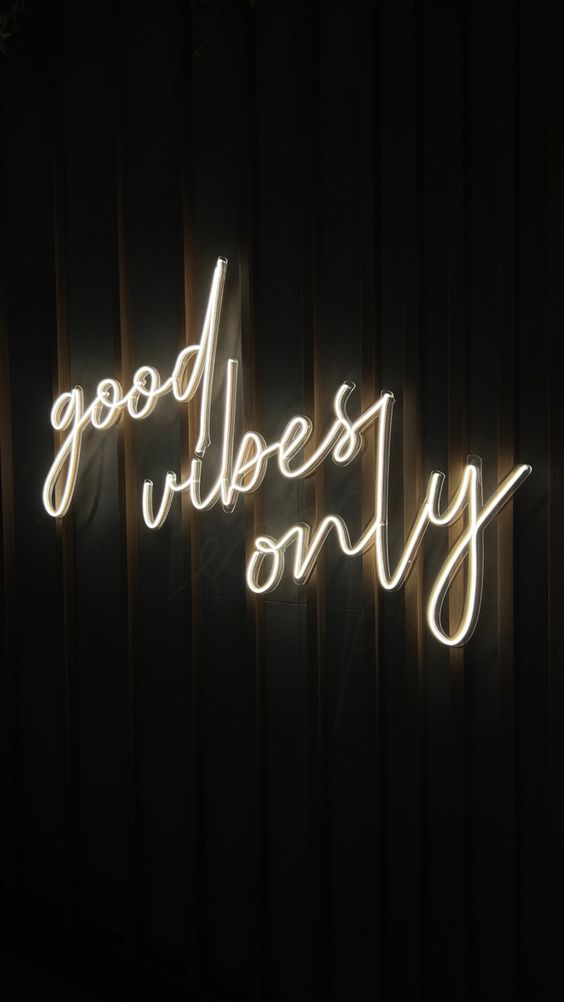 064 | Neon Good Vibes Only