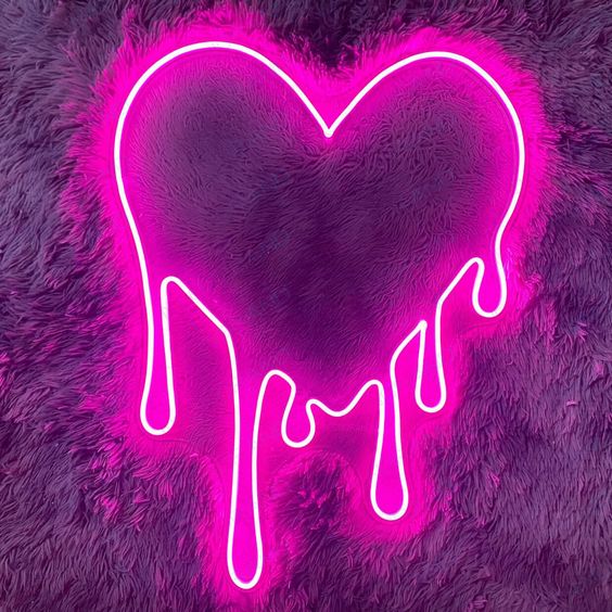 056 | Neon Heart