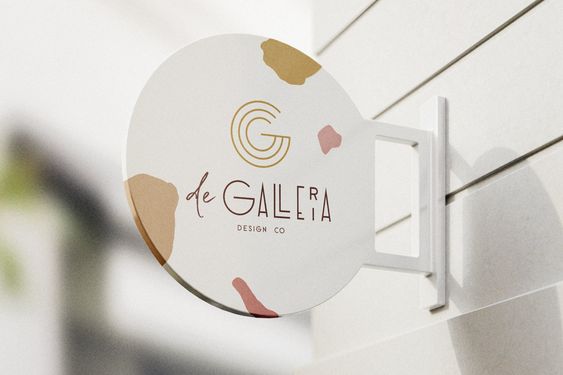 037 | Double-sided circular flag type logo