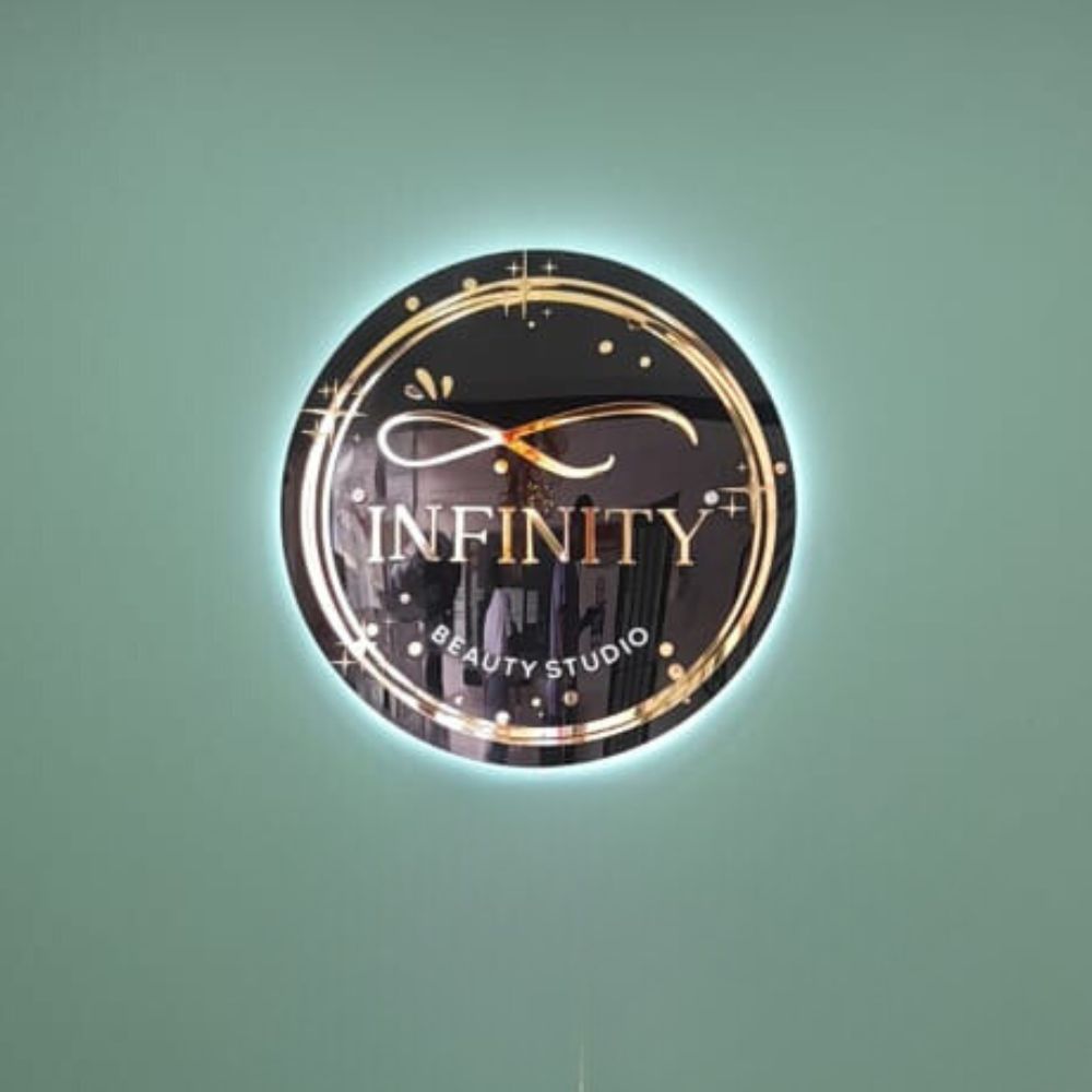 026 | 3mm acrylic circular logo with lighting