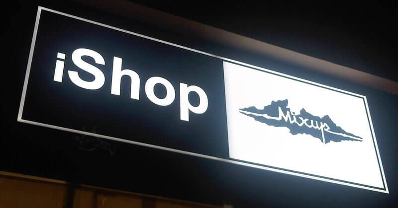 019 | Classic acrylic light box sign