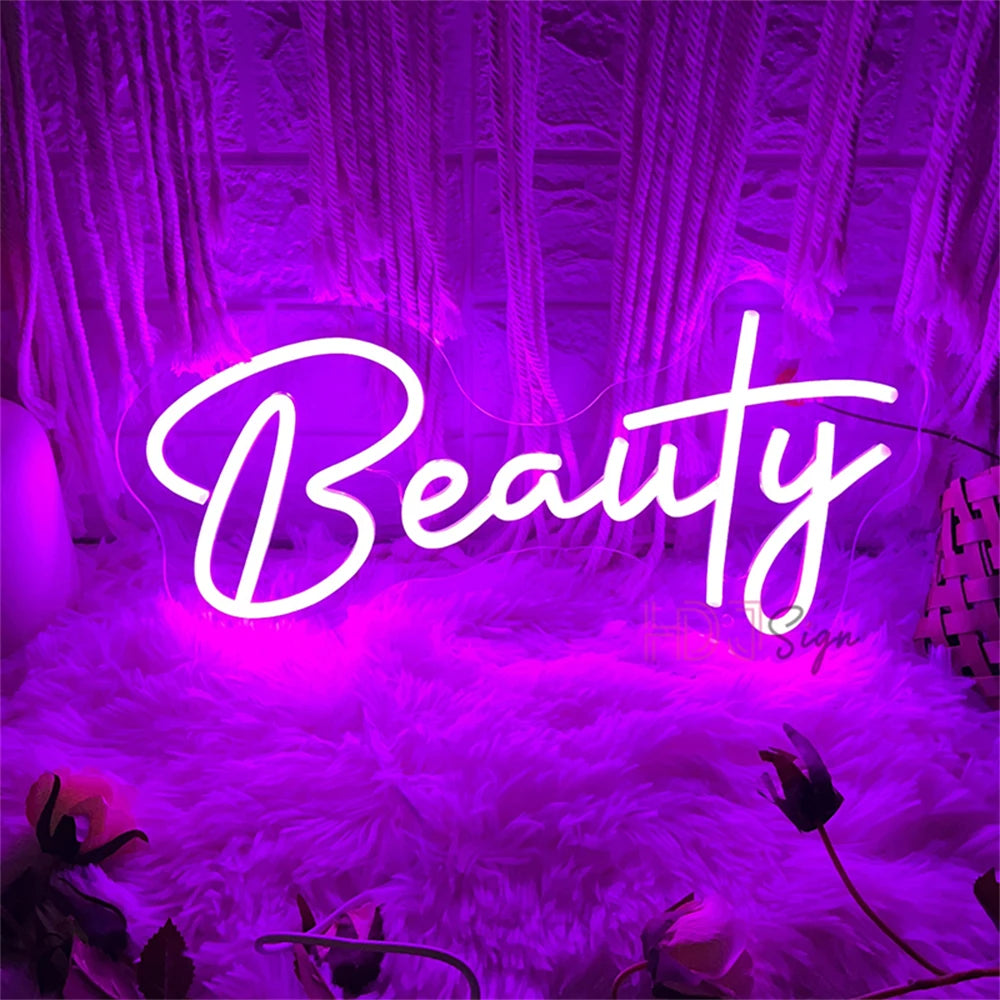 061 | Neon Nails / Lashes / Beauty / Selfie / Love