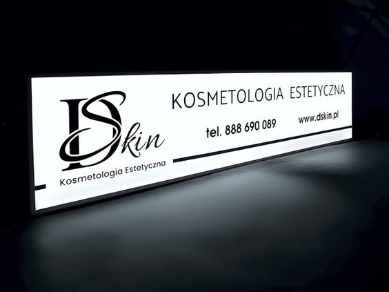 034 | Rectangular 3D acrylic logo with lighting